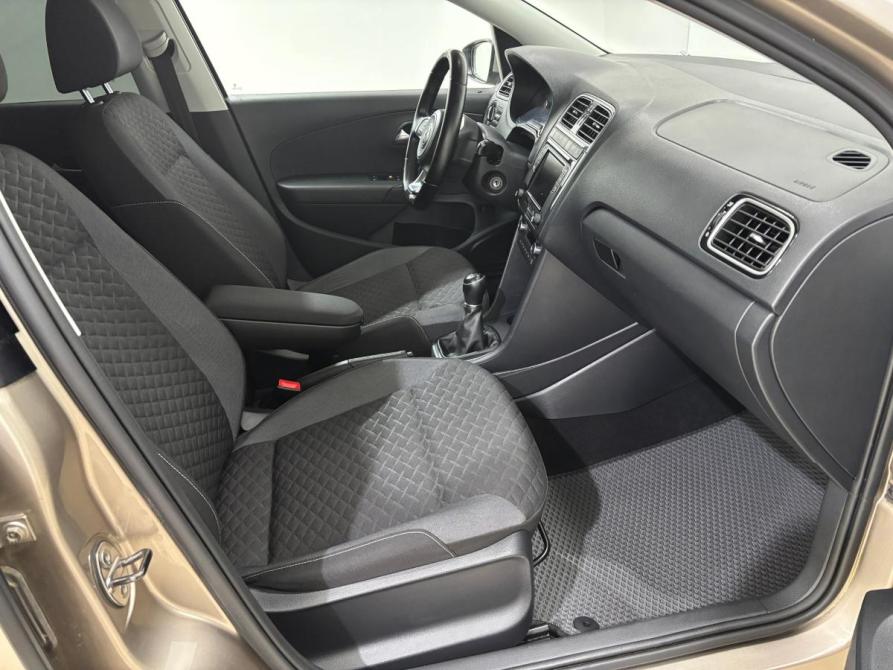 Volkswagen Polo V Рестайлинг Альметьевск  - изображение 16