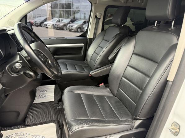 Peugeot Traveller I с пробегом 2020 года, цена 3 950 000 рублей, 101043 км, минивэн, Автокод Объявления