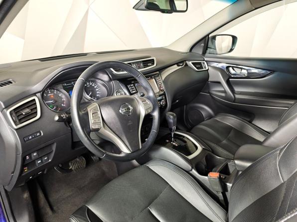 Nissan Qashqai II с пробегом 2017 года, цена 1 695 000 рублей, 79639 км, внедорожник, Автокод Объявления