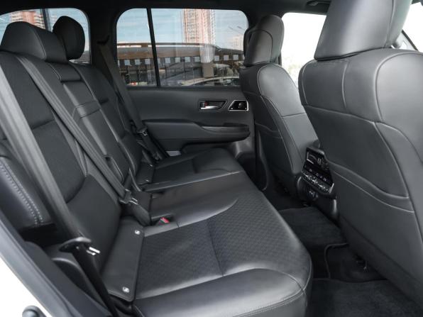 Toyota Land Cruiser 300 Series с пробегом 2021 года, цена 8 998 000 рублей, 139707 км, внедорожник, Автокод Объявления