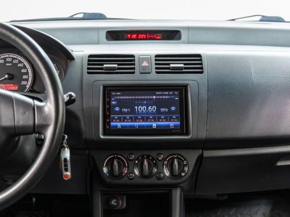 Suzuki Swift III с пробегом 2006 года, цена 528 000 рублей, 209869 км, хэтчбек, Автокод Объявления