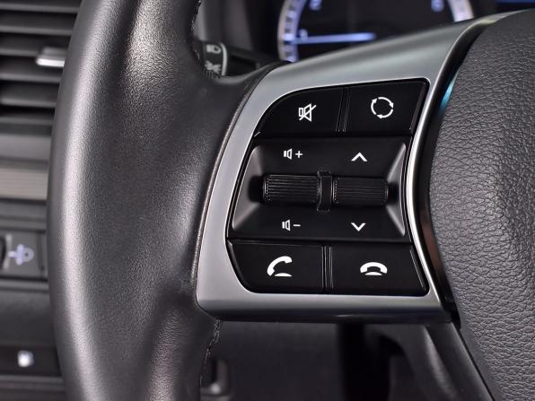 Hyundai Sonata VII (LF) Рестайлинг с пробегом 2018 года, цена 1 295 000 рублей, 91432 км, седан, Автокод Объявления