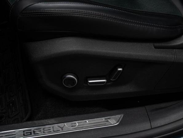Geely Monjaro I с пробегом 2023 года, цена 3 470 000 рублей, 25623 км, внедорожник, Автокод Объявления