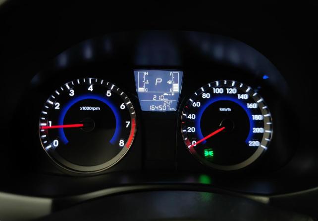 Hyundai Solaris I Рестайлинг с пробегом 2015 года, цена 909 000 рублей, 164506 км, седан, Автокод Объявления