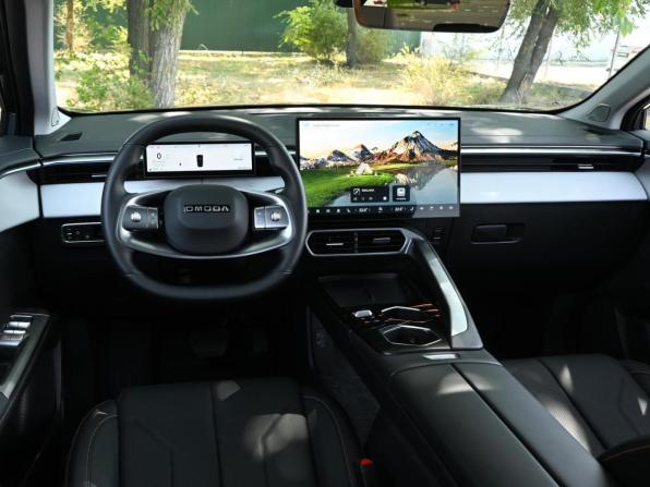Omoda C5 II с пробегом 2026 года, цена 2 280 000 рублей, 4672 км, внедорожник, Автокод Объявления