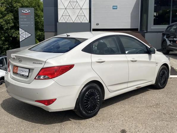 Hyundai Solaris I Рестайлинг с пробегом 2014 года, цена 1 000 000 рублей, 113179 км, седан, Автокод Объявления