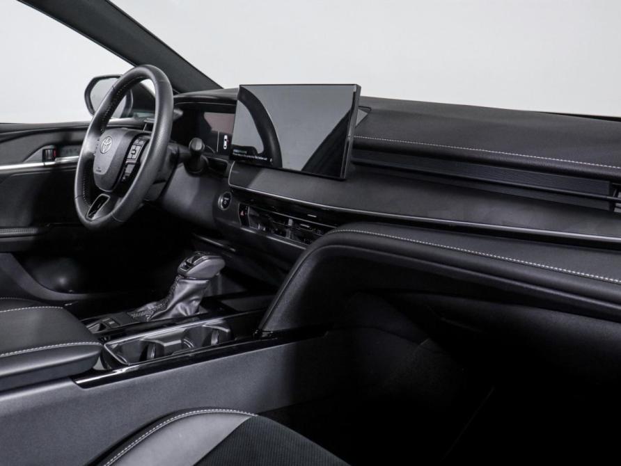 Toyota Camry IX (XV80) Москва  - изображение 9