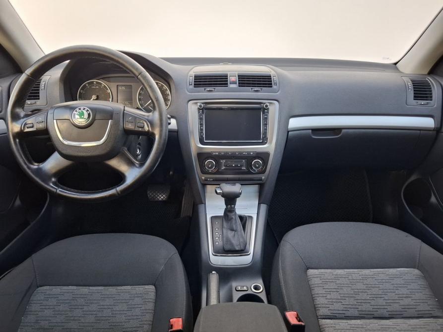 Skoda Octavia II (A5) Рестайлинг Москва  - изображение 12