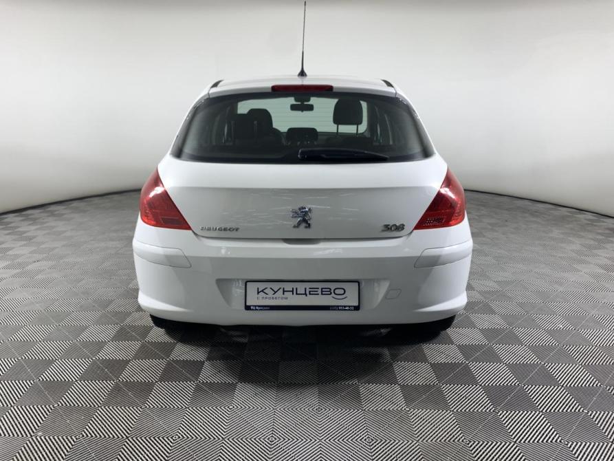 Peugeot 308 I Москва  - изображение 6