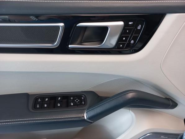 Porsche Cayenne III с пробегом 2018 года, цена 7 140 000 рублей, 122197 км, внедорожник, Автокод Объявления