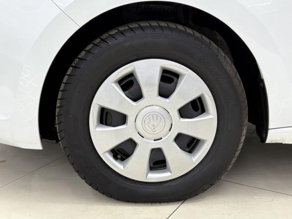 Skoda Rapid I Рестайлинг с пробегом 2019 года, цена 1 365 000 рублей, 61600 км, лифтбек, Автокод Объявления