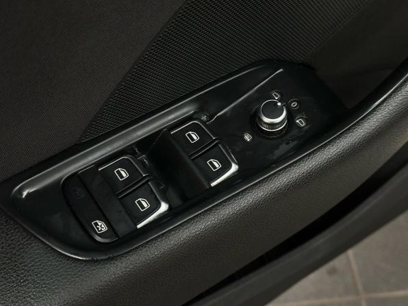 Audi A3 III (8V) с пробегом 2013 года, цена 1 239 900 рублей, 224000 км, хэтчбек, Автокод Объявления