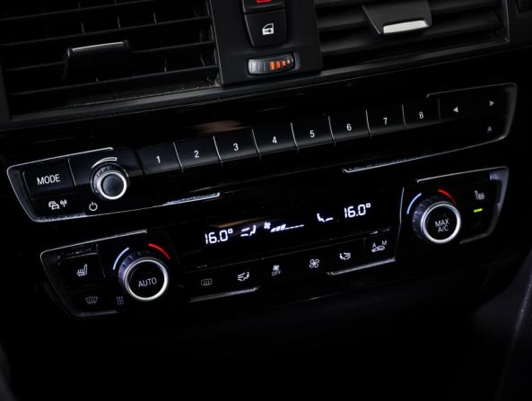 BMW 3 серии VI (F3x) Рестайлинг с пробегом 2018 года, цена 2 885 000 рублей, 100856 км, седан, Автокод Объявления