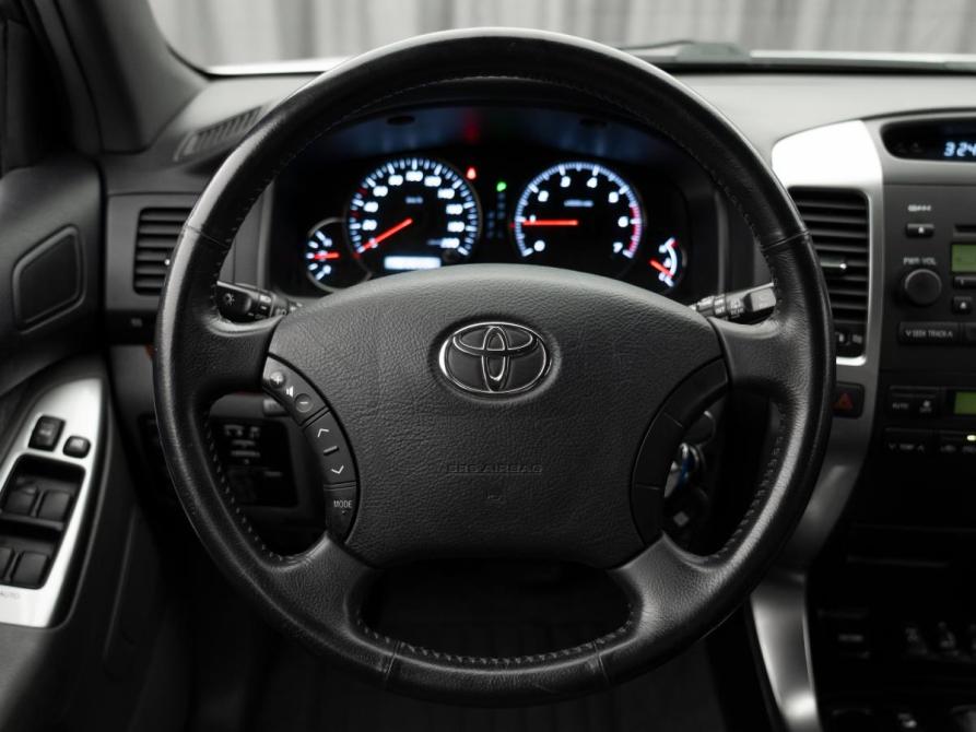 Toyota Land Cruiser Prado 120 Series Рестайлинг Москва  - изображение 10