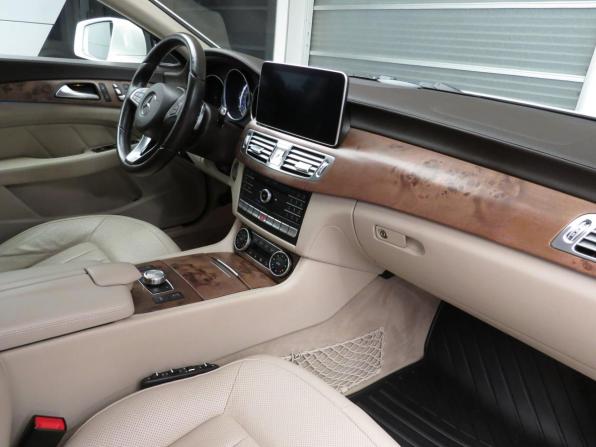 Mercedes-Benz CLS II (C218) Рестайлинг с пробегом 2014 года, цена 3 170 000 рублей, 129000 км, седан, Автокод Объявления