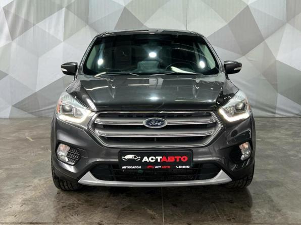 Ford Kuga II Рестайлинг с пробегом 2017 года, цена 1 780 000 рублей, 80400 км, внедорожник, Автокод Объявления