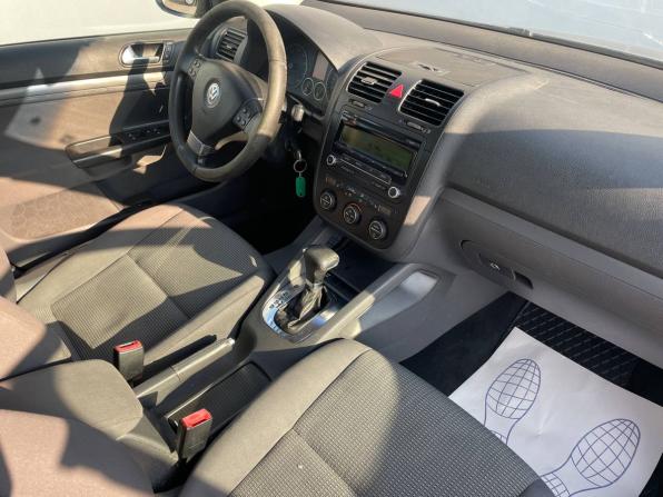 Volkswagen Jetta V с пробегом 2008 года, цена 370 000 рублей, 299003 км, седан, Автокод Объявления