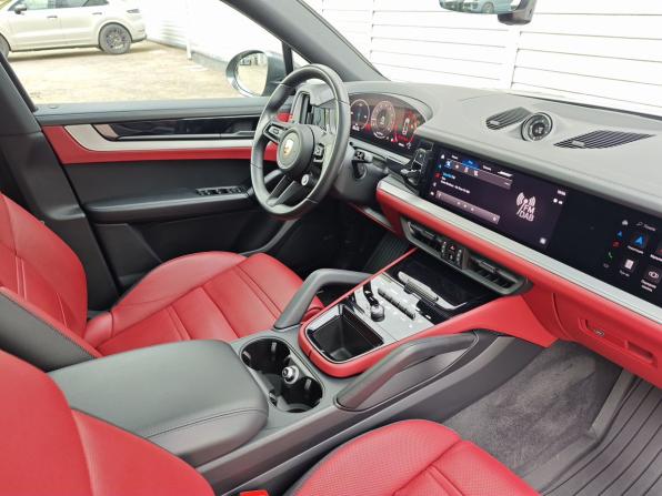 Porsche Cayenne III Рестайлинг с пробегом 2023 года, цена 13 499 000 рублей, 44080 км, внедорожник, Автокод Объявления
