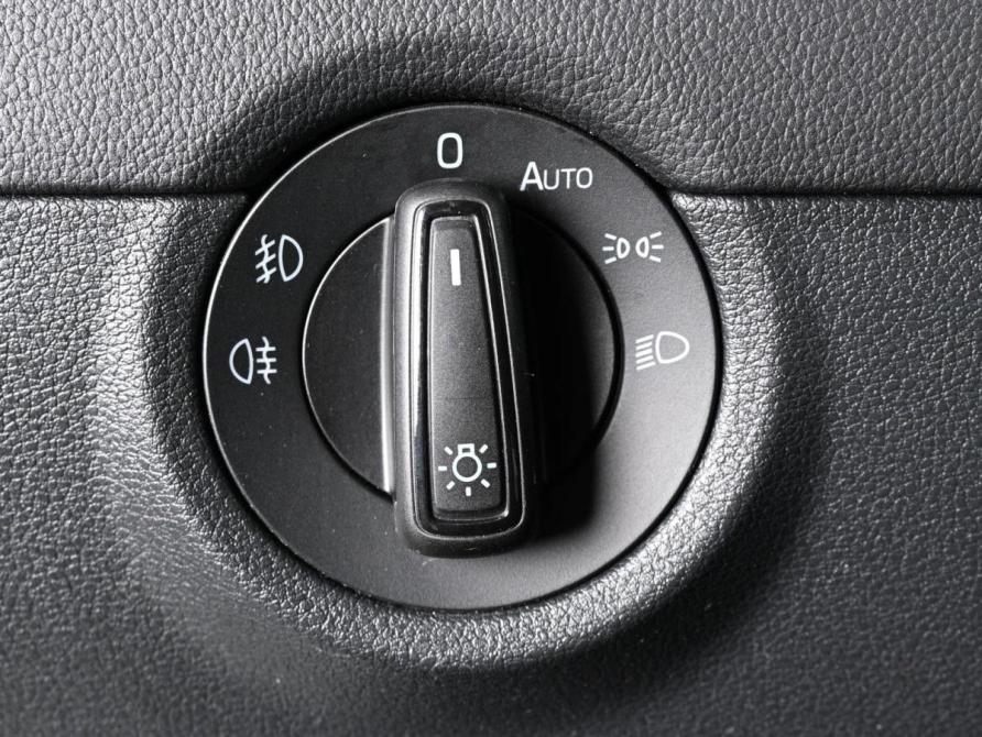 Skoda Octavia III (A7) Рестайлинг Ростов-на-Дону  - изображение 16