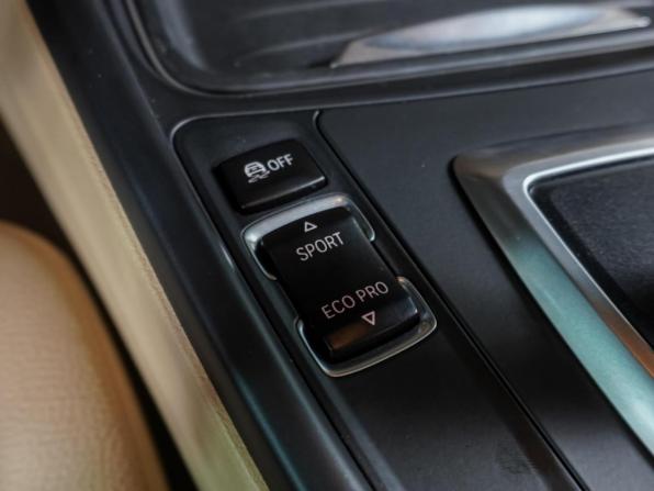 BMW 3 серии VI (F3x) с пробегом 2013 года, цена 1 799 000 рублей, 151315 км, седан, Автокод Объявления