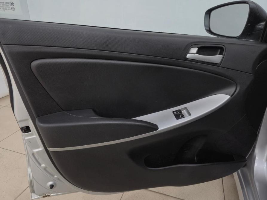 Hyundai Solaris I Альметьевск  - изображение 9