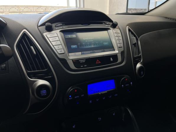 Hyundai ix35 I с пробегом 2011 года, цена 1 220 000 рублей, 212000 км, внедорожник, Автокод Объявления