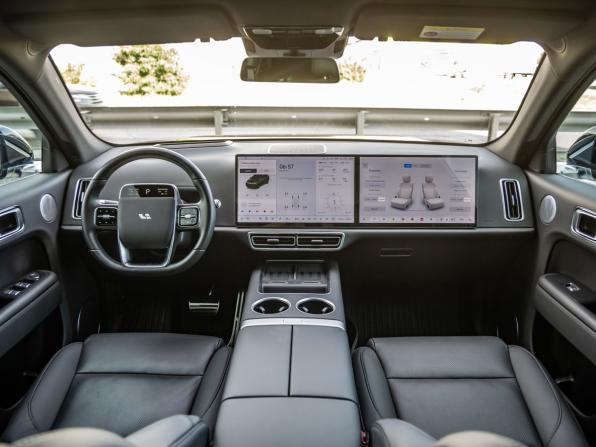 Li Auto (Lixiang) L7 I Рестайлинг с пробегом 2025 года, цена 7 258 000 рублей, 16579 км, внедорожник, Автокод Объявления