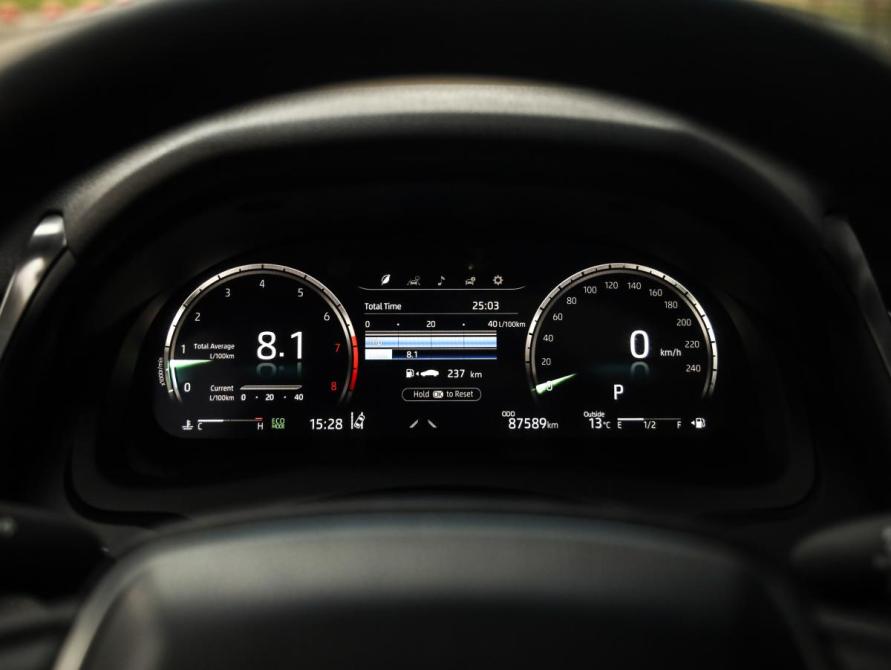 Toyota Camry VIII (XV70) Рестайлинг Санкт-Петербург  - изображение 17