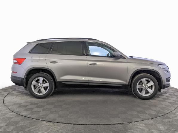 Skoda Kodiaq I с пробегом 2019 года, цена 2 295 000 рублей, 120480 км, внедорожник, Автокод Объявления