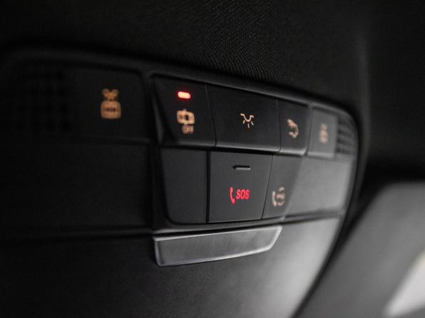 Mercedes-Benz C-Класс IV (W205) Рестайлинг с пробегом 2019 года, цена 2 730 000 рублей, 79510 км, седан, Автокод Объявления