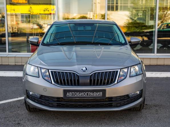 Skoda Octavia III (A7) Рестайлинг с пробегом 2017 года, цена 1 409 000 рублей, 163959 км, лифтбек, Автокод Объявления