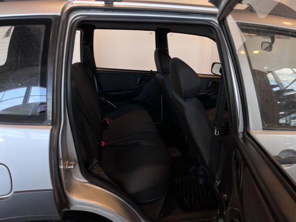 Chevrolet Niva I Рестайлинг с пробегом 2011 года, цена 495 000 рублей, 128699 км, внедорожник, Автокод Объявления