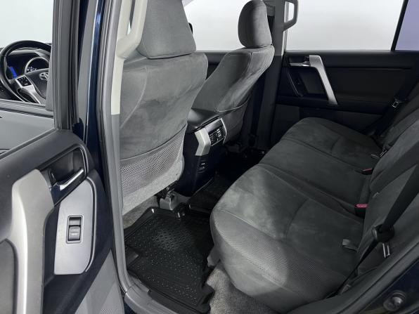 Toyota Land Cruiser Prado 150 Series с пробегом 2010 года, цена 2 680 000 рублей, 201296 км, внедорожник, Автокод Объявления