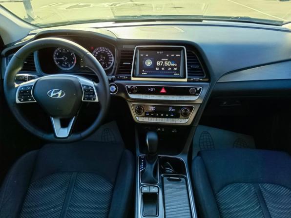 Hyundai Sonata VII (LF) Рестайлинг с пробегом 2018 года, цена 1 768 995 рублей, 121290 км, седан, Автокод Объявления