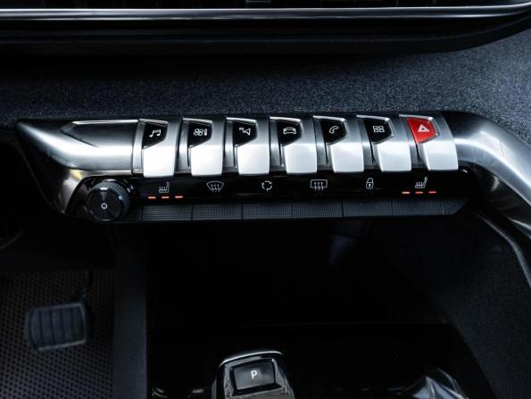 Peugeot 5008 II с пробегом 2018 года, цена 1 837 500 рублей, 139650 км, внедорожник, Автокод Объявления