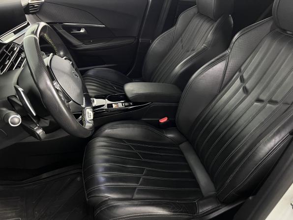 Peugeot 2008 II с пробегом 2020 года, цена 2 199 000 рублей, 73739 км, внедорожник, Автокод Объявления