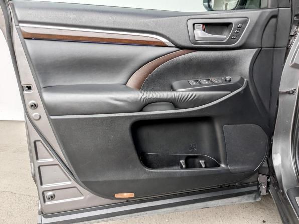 Toyota Highlander III (XU50) с пробегом 2015 года, цена 3 399 000 рублей, 131559 км, внедорожник, Автокод Объявления