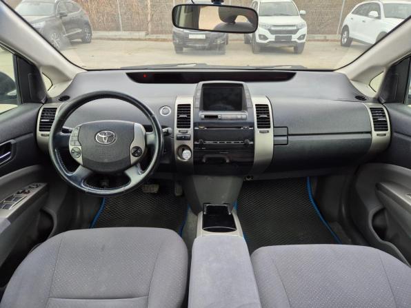 Toyota Prius II Рестайлинг (XW20) с пробегом 2008 года, цена 730 000 рублей, 288400 км, лифтбек, Автокод Объявления