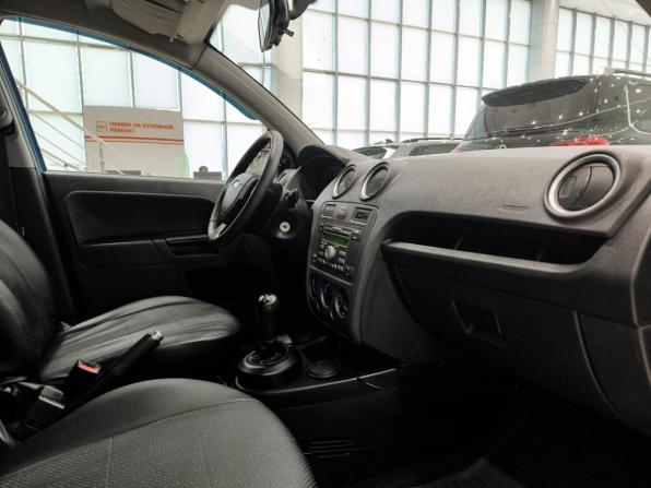 Ford Fusion I Рестайлинг с пробегом 2007 года, цена 350 000 рублей, 168000 км, хэтчбек, Автокод Объявления
