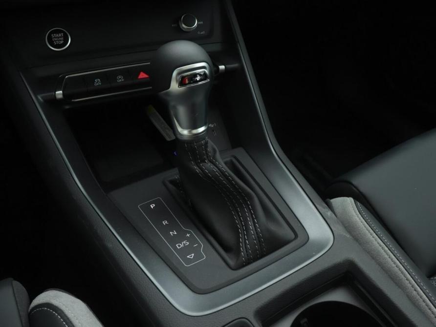 Audi Q3 II (F3) Казань  - изображение 12