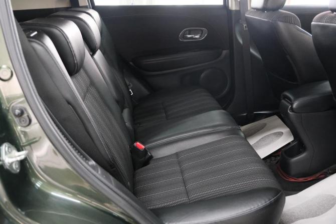 Honda Vezel I с пробегом 2013 года, цена 1 669 000 рублей, 130000 км, внедорожник, Автокод Объявления