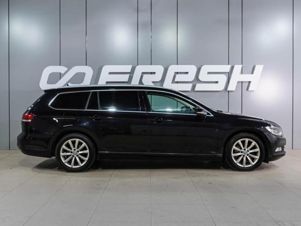 Volkswagen Passat B8 с пробегом 2015 года, цена 1 469 000 рублей, 129685 км, универсал, Автокод Объявления