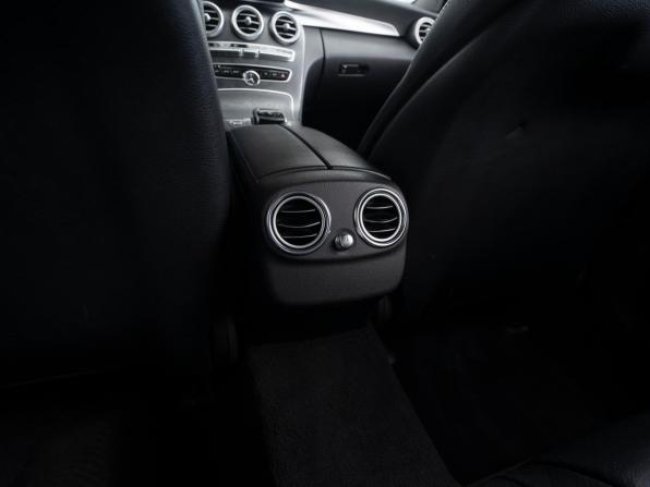 Mercedes-Benz C-Класс IV (W205) с пробегом 2015 года, цена 2 195 000 рублей, 221895 км, седан, Автокод Объявления