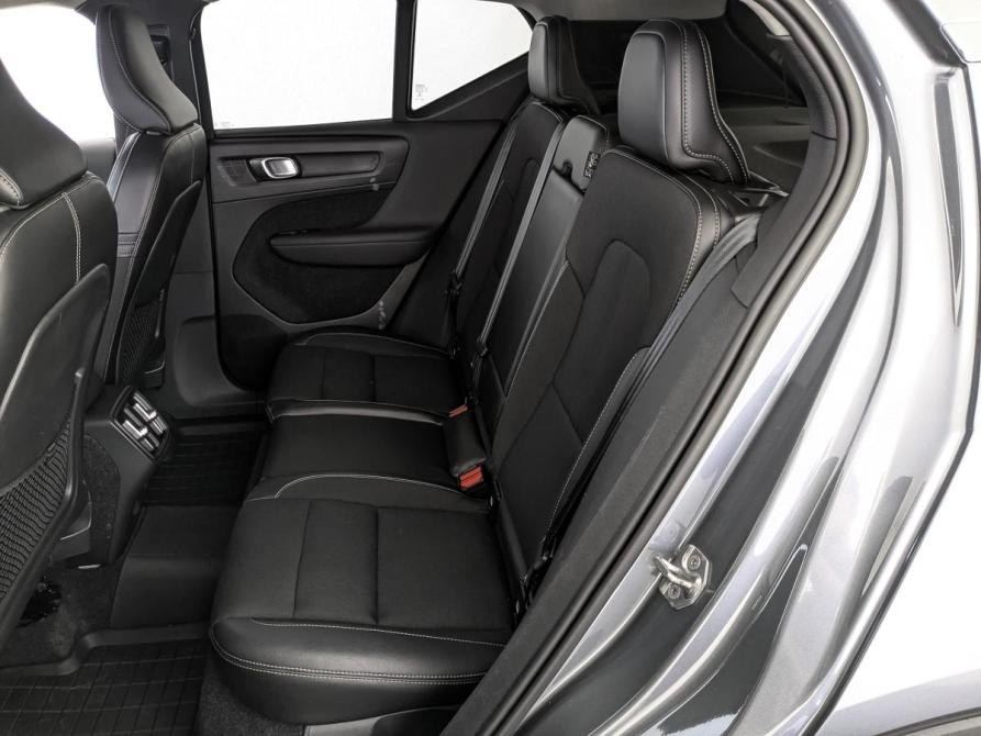 Volvo XC40 I Москва  - изображение 18