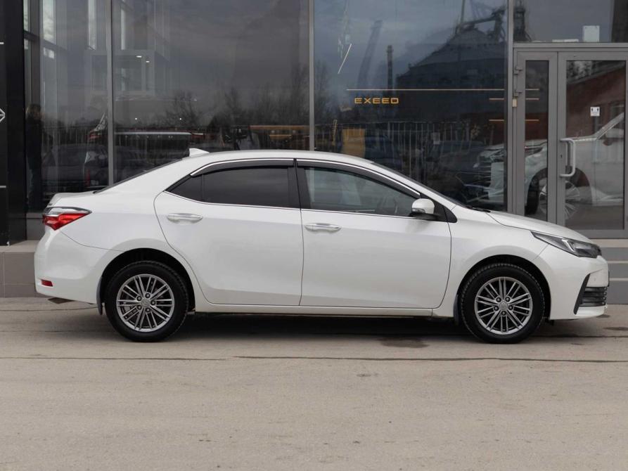 Toyota Corolla XI (E160 E170 E180) Рестайлинг 1 Новосибирск  - изображение 4