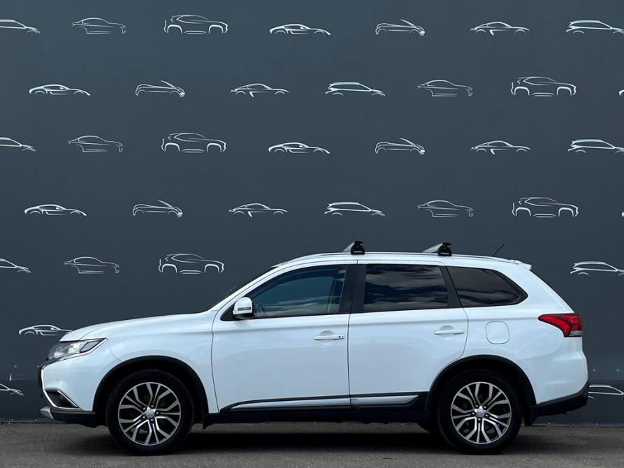 Mitsubishi Outlander III Рестайлинг 2 Санкт-Петербург  - изображение 12