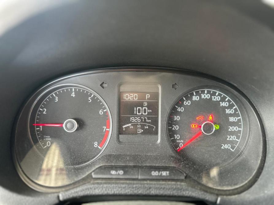 Volkswagen Polo V Рестайлинг Новосибирск  - изображение 11