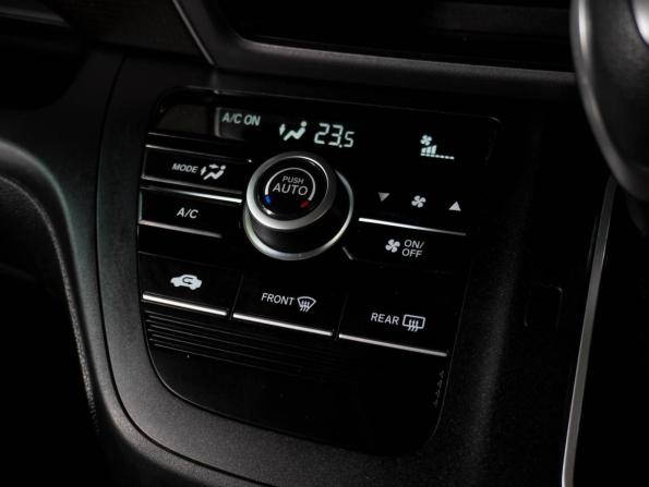 Honda Freed II с пробегом 2018 года, цена 1 649 000 рублей, 90853 км, компактвэн, Автокод Объявления