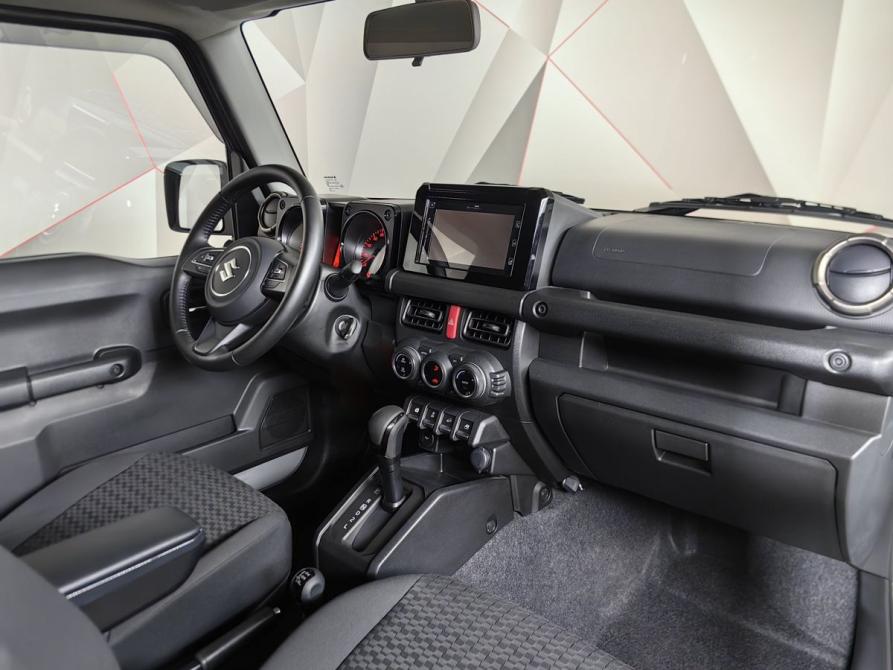 Suzuki Jimny IV Москва  - изображение 13