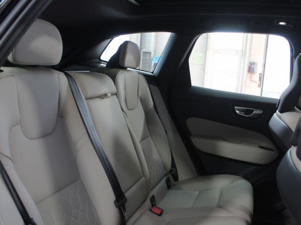 Volvo XC60 II Рестайлинг 2 с пробегом 2025 года, цена 6 050 000 рублей, 20 км, внедорожник, Автокод Объявления